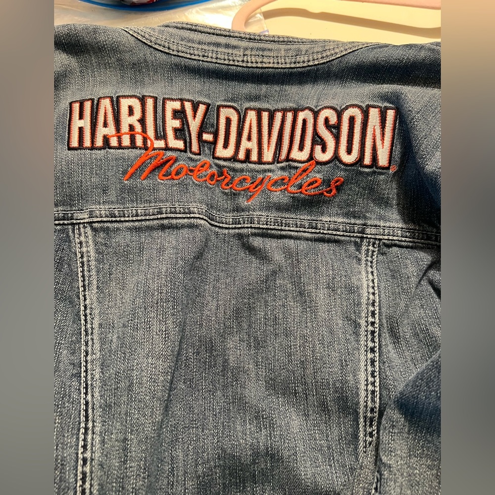 Women’s Harley Davison Jean Jacket - Picture 3 of 3